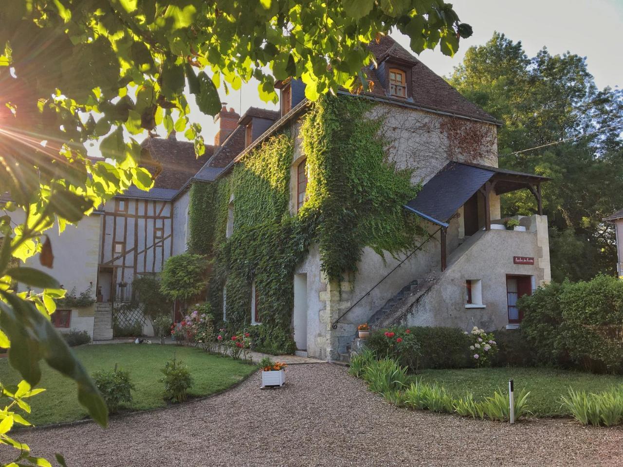 D'hotes Le Moulin Des Landes Bed & Breakfast 2*